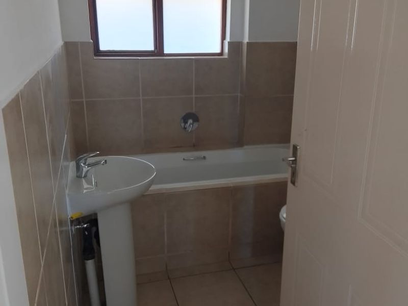 Apartment to Rent – Morgenhoff Golf Estate - Photo 4