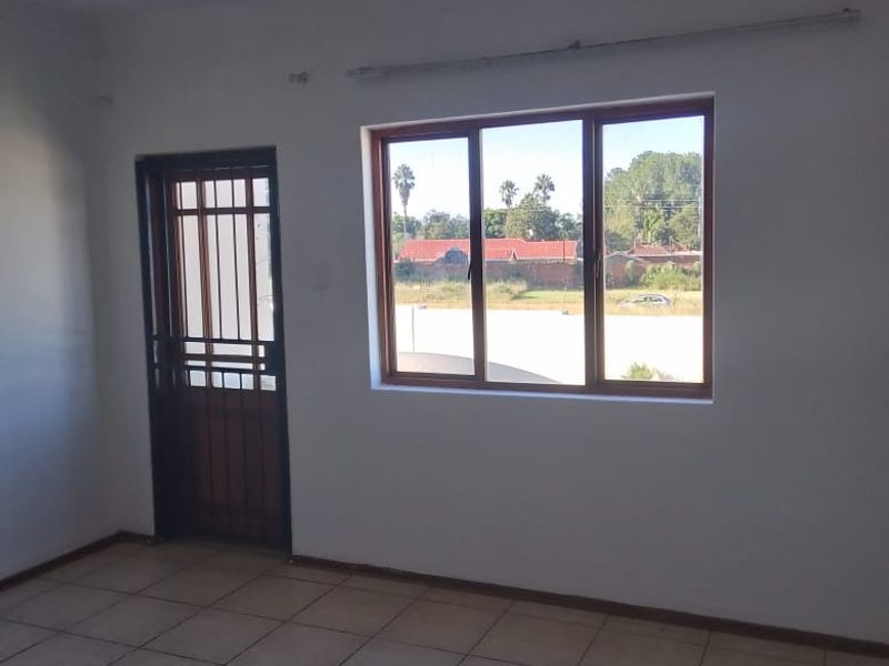 Apartment to Rent – Morgenhoff Golf Estate - Photo 2