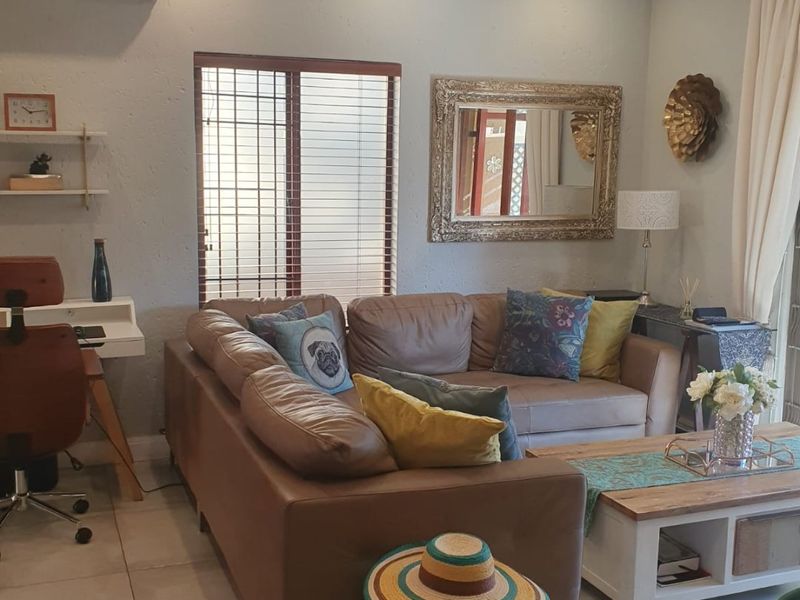 La Viale Douglasdale Garden Unit - Photo 6