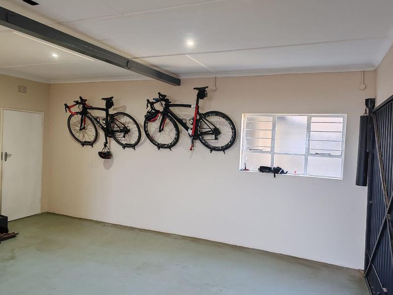 Spacious Family Home for Sale in Annlin - Photo 3