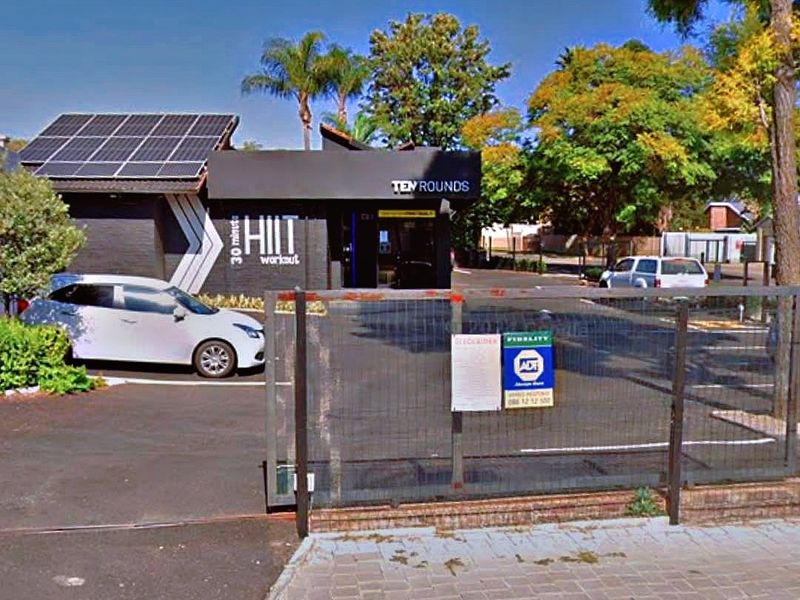 Commercial Property to Rent in Garsfontein Retail / Office Space Available – Busy Garsfontein Intersection Opposite Engen - Photo 2