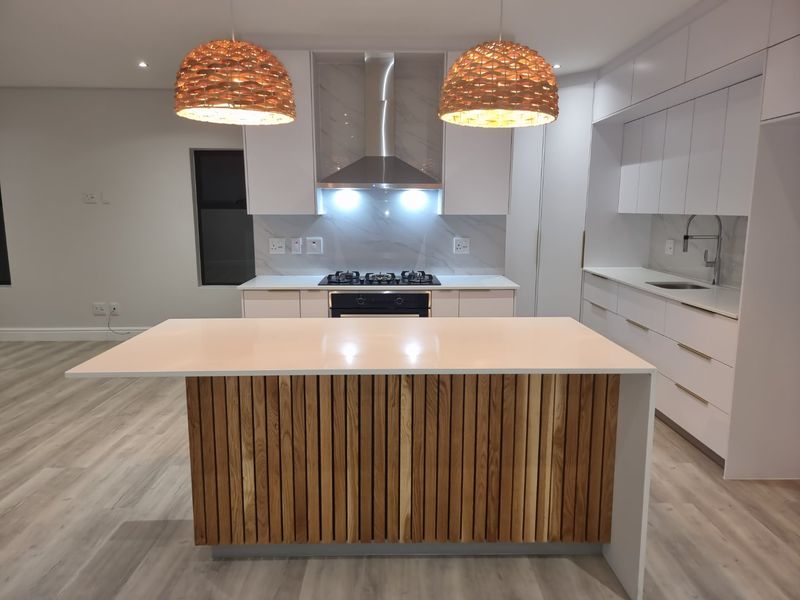 Sandown | 4 Bedroom | 3 Bathroom | Double Storey | Corner Erf - Photo 7