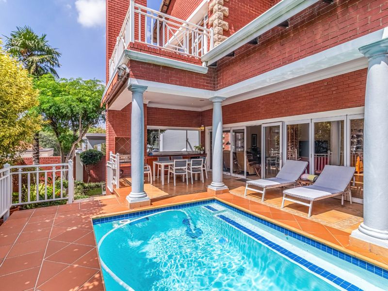 Stunning 3 Bedroom Home For Sale in Sovereign Park Estate - Photo 2