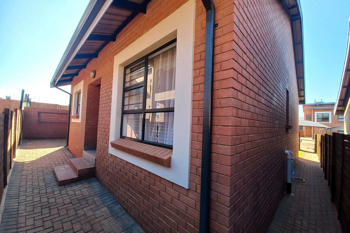 BROOKEHAVEN RENTALS -  PROMO enquire NOW - Photo 3