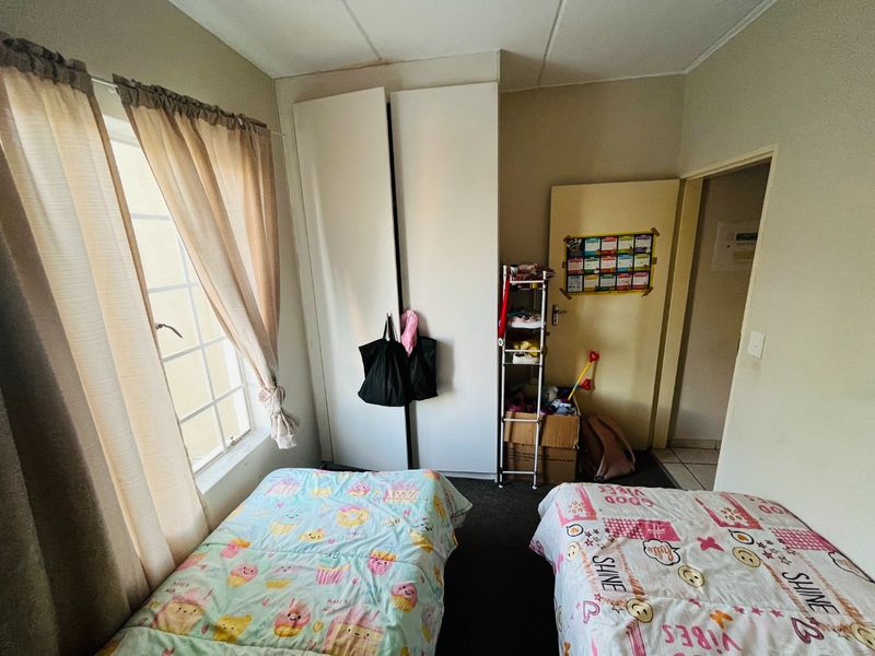 Two bedroom & two Bath apartment/flat  for sale in Northriding - Photo 10