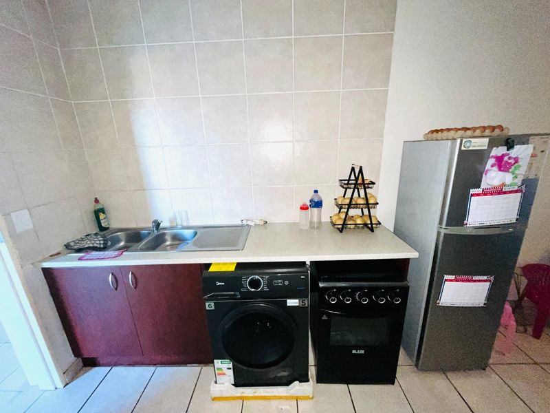 Two bedroom & two Bath apartment/flat  for sale in Northriding - Photo 4