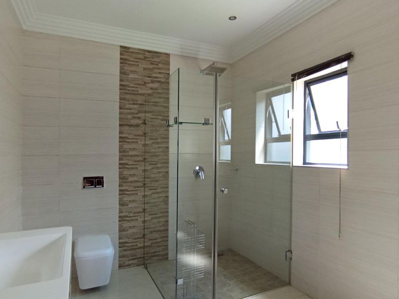 4 Bedroom House for Sale in Copperleaf - Photo 9