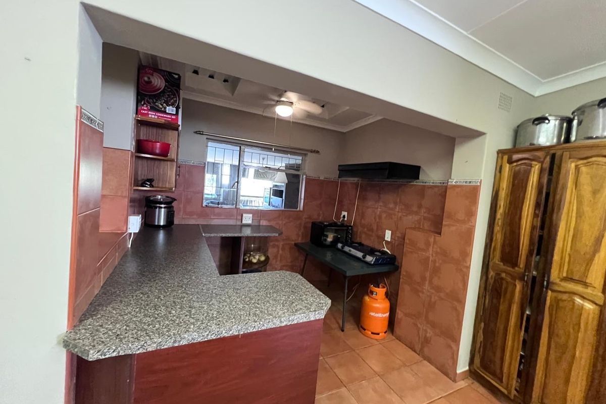 3 bedroom for sale in Mountain View  - Photo 5