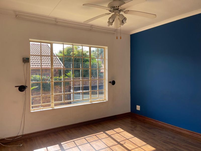 Beautiful 2 bed Town House !! - Photo 7