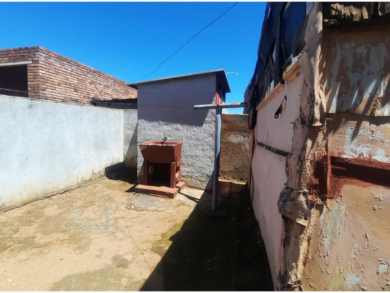 TWO BEDROOM RDP HOUSE IN TEMBISA  - Photo 8
