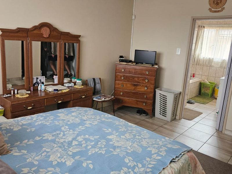 Charming 3-Bedroom Townhouse – Comfort, Style & Convenience - Photo 8