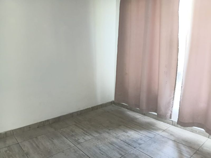 Spacious Family Home in Prime Location - Photo 10