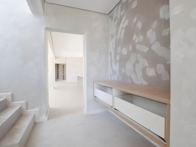 Architect-Designed Luxury 4-Bedroom Home in Prestigious Sandown - Photo 3