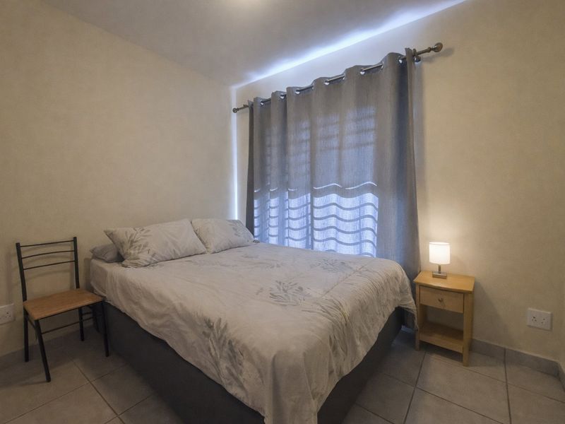 Spacious Ground Floor 2-Bedroom Apartment with Private Patio & Scenic Views - Photo 7