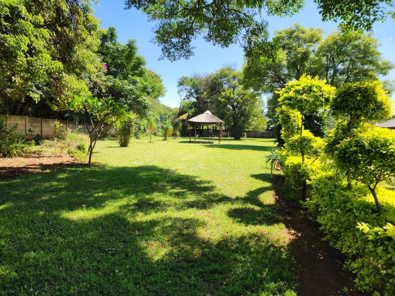 FOR SALE!  6 Bedroom Castle-Style Country Home with Pool  - Photo 6