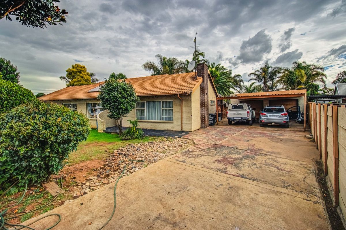 Your Dream Home Awaits! - Photo 2