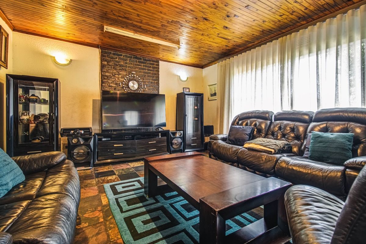 Your Dream Home Awaits! - Photo 4