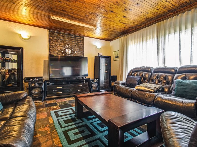 Your Dream Home Awaits! - Photo 4