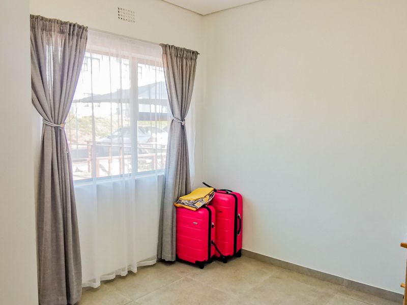 2 Bed First Floor Apartment at Mountain View Estate - Photo 8