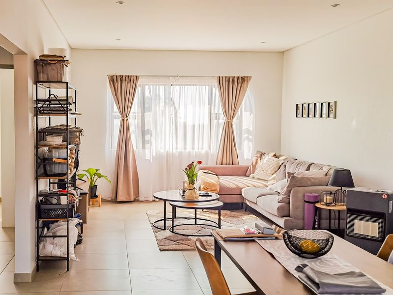 2 Bed First Floor Apartment at Mountain View Estate - Photo 2