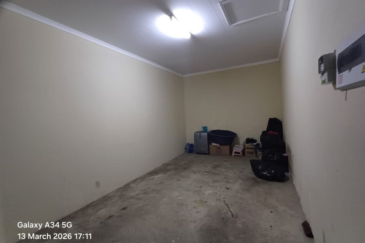 Charming Low Maintenance Home in Secure Meiringspark Complex - Photo 5