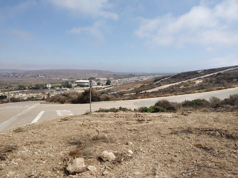 Prime Vacant Stand with Panoramic Views in Hoogland Estate - Photo 2