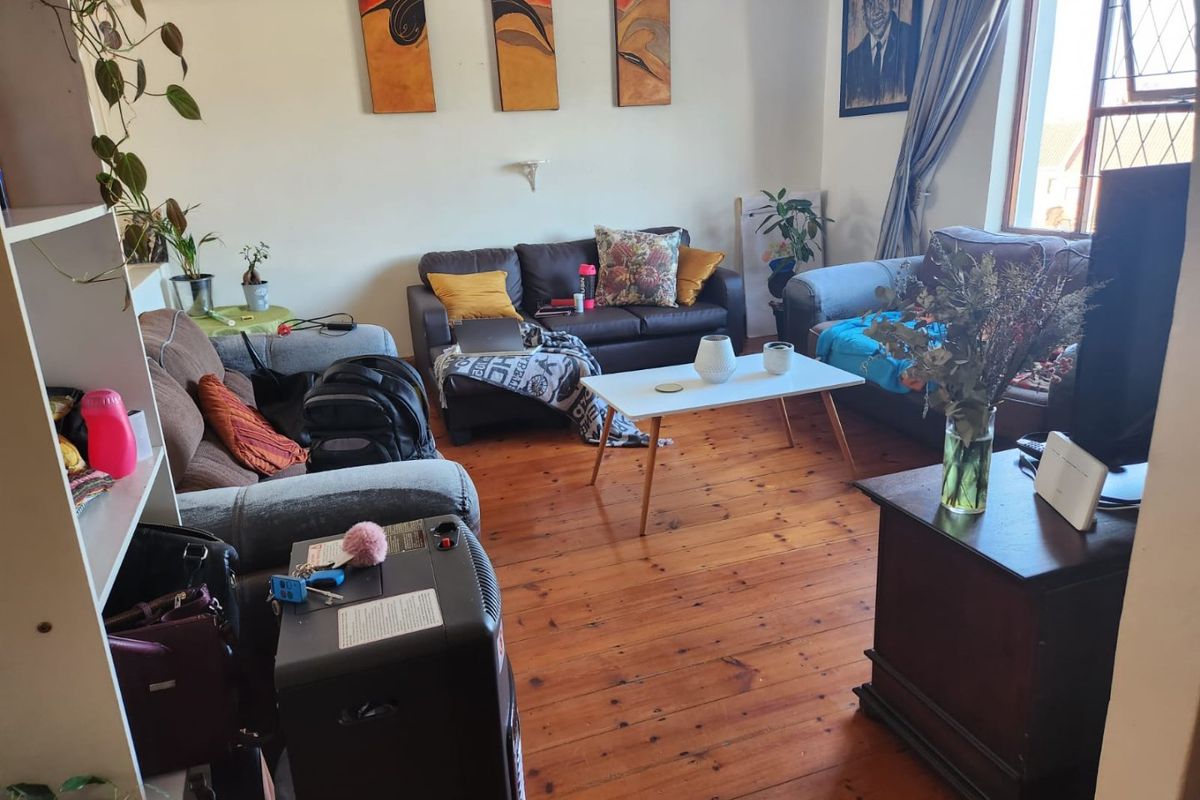 2 Bedroom House For Rent In South End - Photo 2