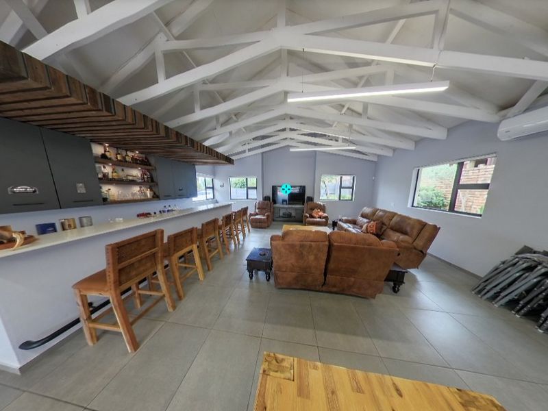 Luxury 4 Bedroom Home with Home Office To Rent in Waverley - Photo 8