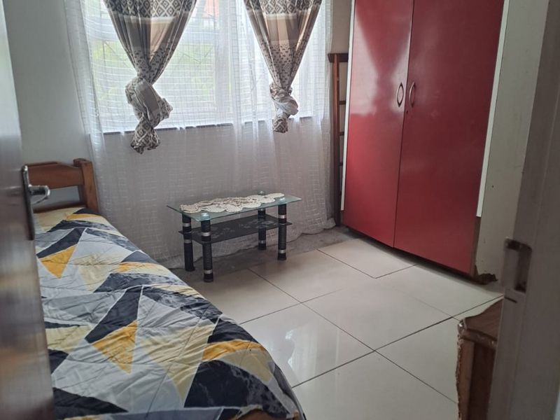 This cozy family home is a great way to start - Photo 10