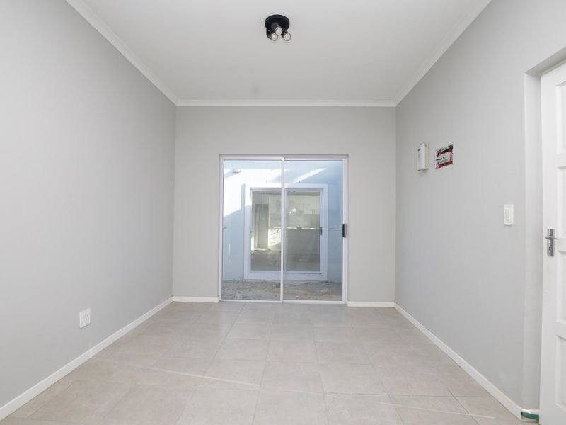 Brand new 3 Bedroom, 2 bathroom family homes ready to move in for sale - Photo 8