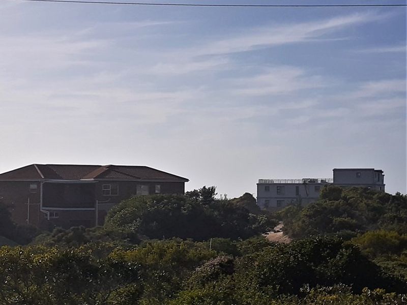 Walking distance to the beach - Photo 2