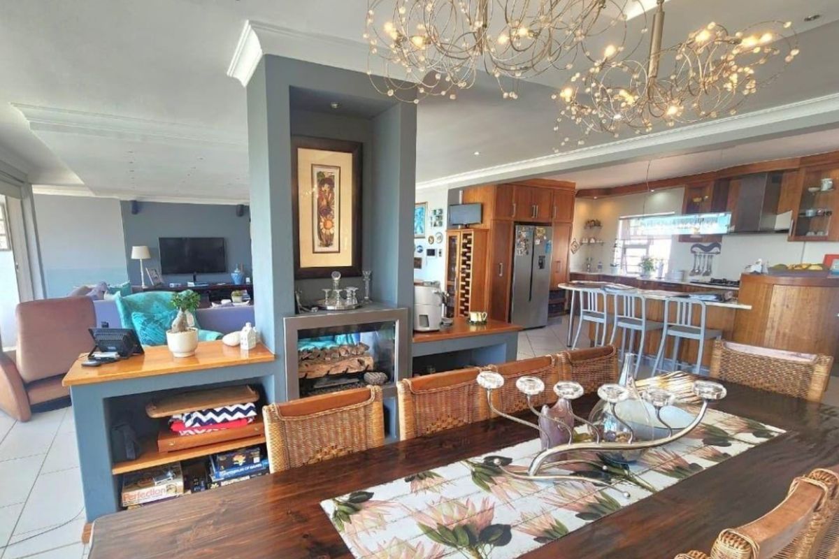 Two-minute stroll from the beach - Photo 2