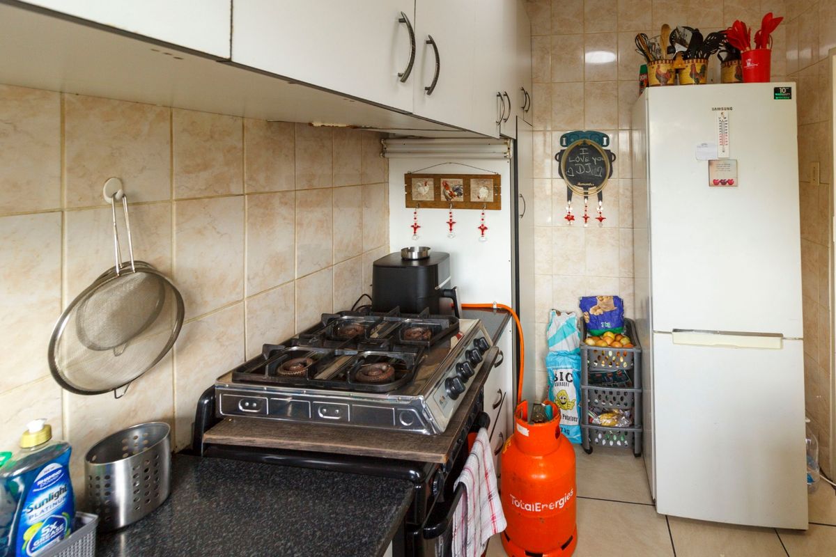 Apartment in Witpoortjie Mariana hof - Photo 5