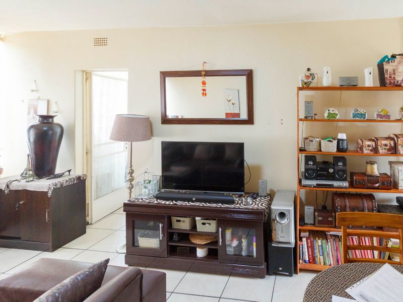 Apartment in Witpoortjie Mariana hof - Photo 6