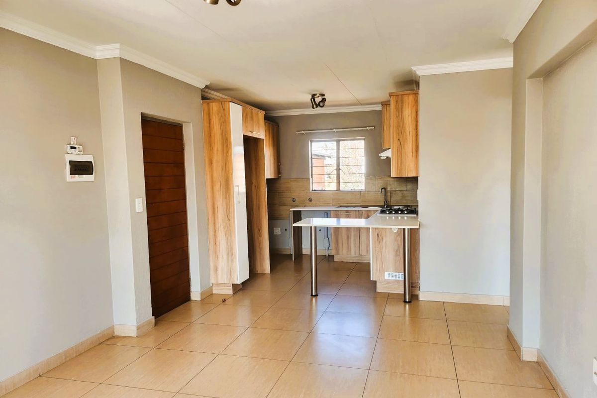 Charming 2-Bedroom Family Home in Andeon  Your Dream Home Awaits! For Rent:  - Photo 5