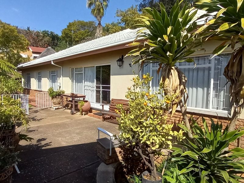 Tranquil Family Home Near Magalies Views - Photo 8