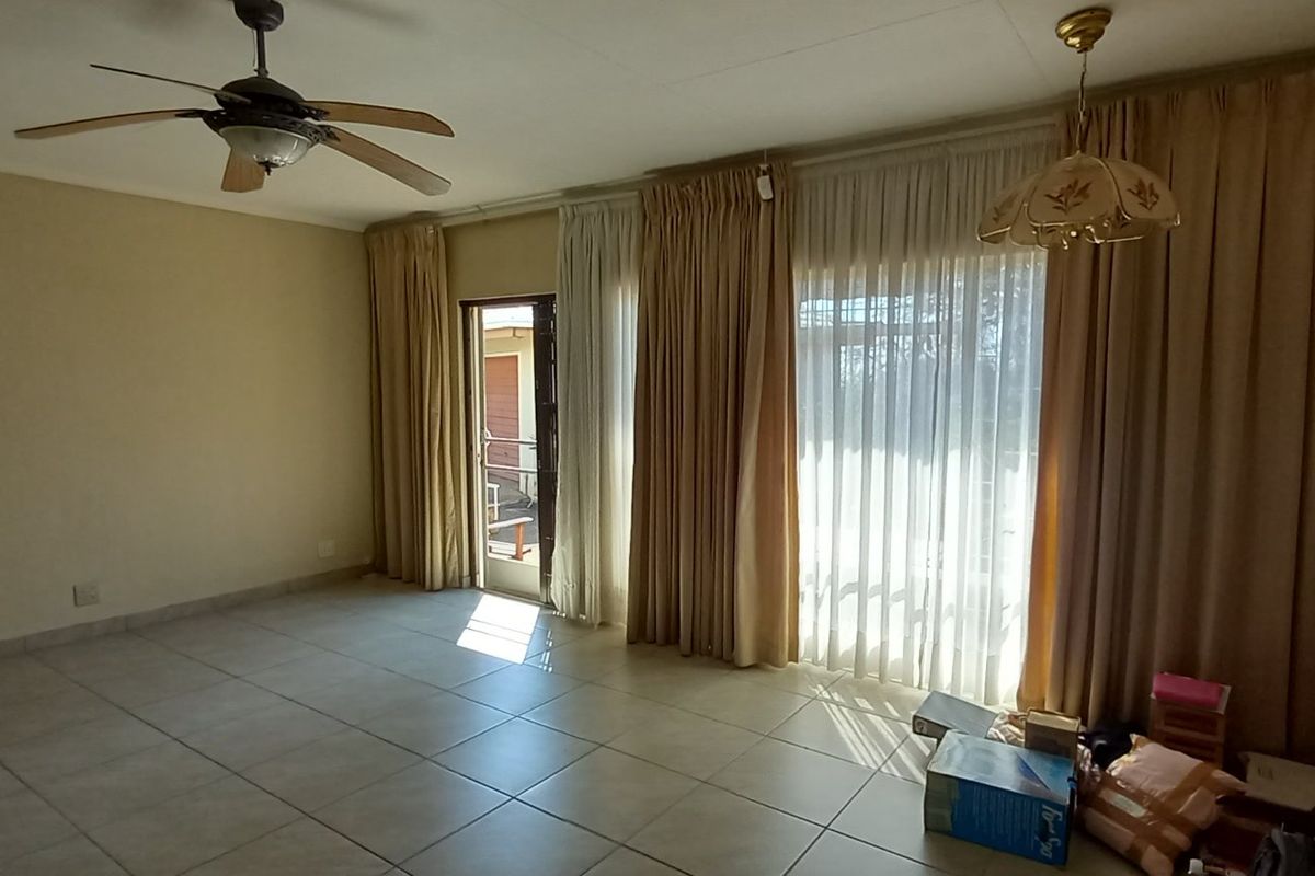 Tranquil Family Home Near Magalies Views - Photo 2