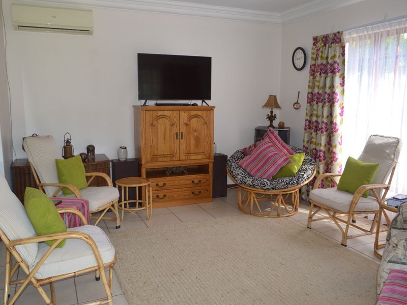 IMMACULATE, TURNKEY PERFECTION IN PRIME WILKOPPIES – A TOWNHOUSE THAT TRULY STANDS ABOVE THE REST - Photo 10