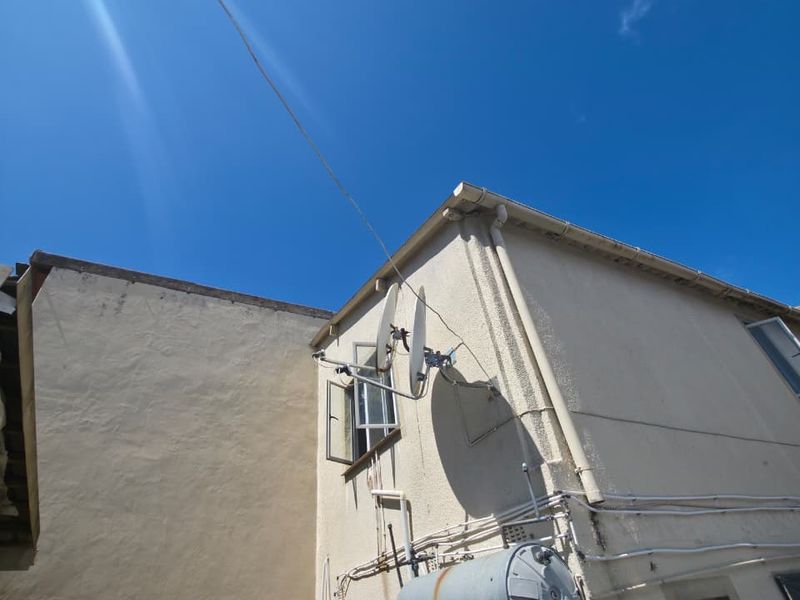 3 BEDROOM HOUSE CROSSMOOR WITH INVESTMENT BONUS PROPERTY - Photo 4