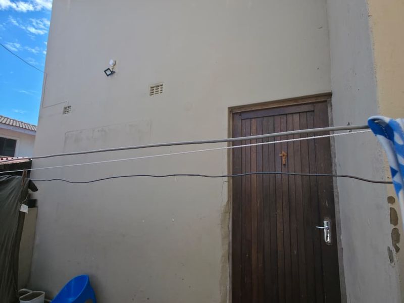 3 BEDROOM HOUSE CROSSMOOR WITH INVESTMENT BONUS PROPERTY - Photo 3