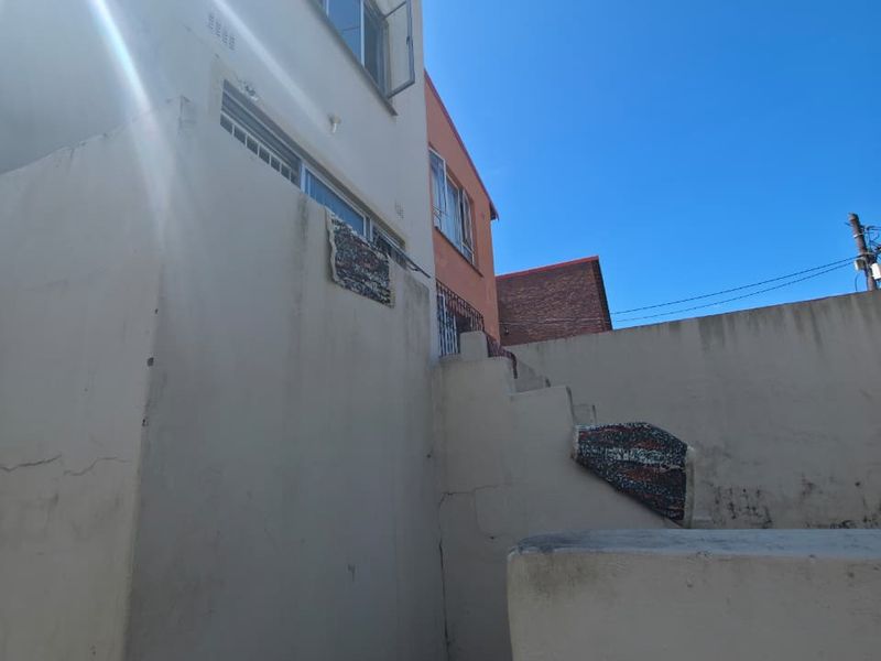 3 BEDROOM HOUSE CROSSMOOR WITH INVESTMENT BONUS PROPERTY - Photo 6