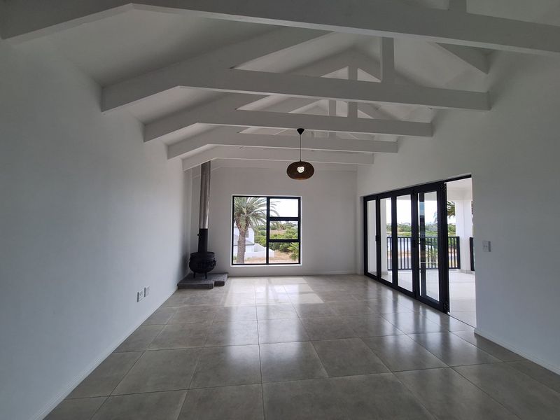 Newly built 3 Bedroom, 3 Bathroom Home with Views in Shelley Point – St Helena Bay – Cape West Coast - Photo 2