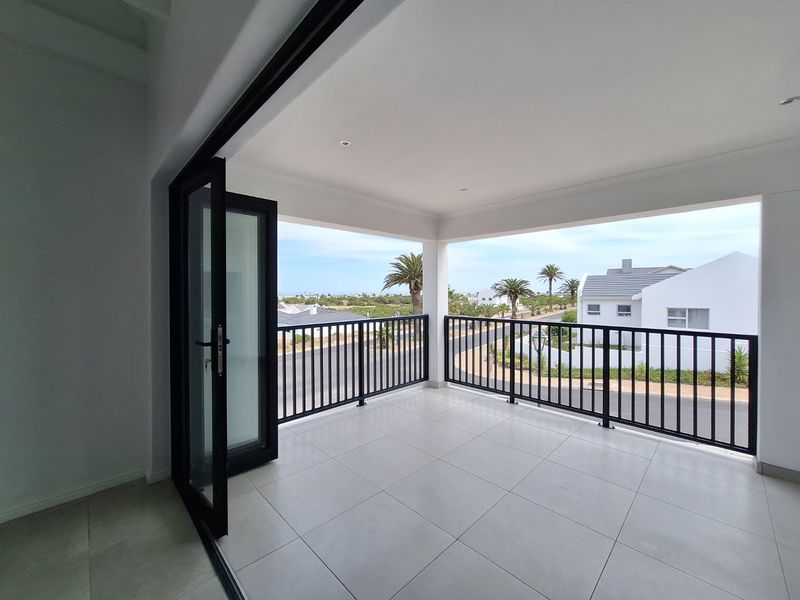 Newly built 3 Bedroom, 3 Bathroom Home with Views in Shelley Point – St Helena Bay – Cape West Coast - Photo 6
