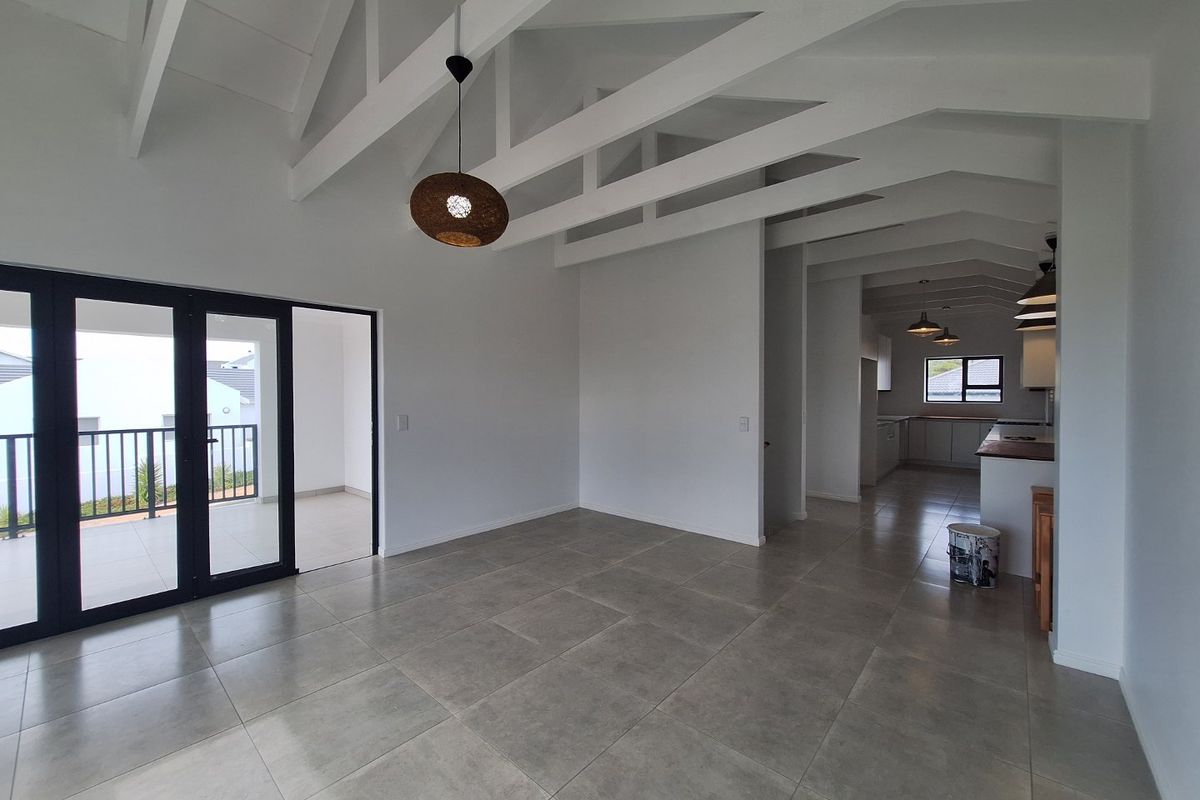 Newly built 3 Bedroom, 3 Bathroom Home with Views in Shelley Point – St Helena Bay – Cape West Coast - Photo 4