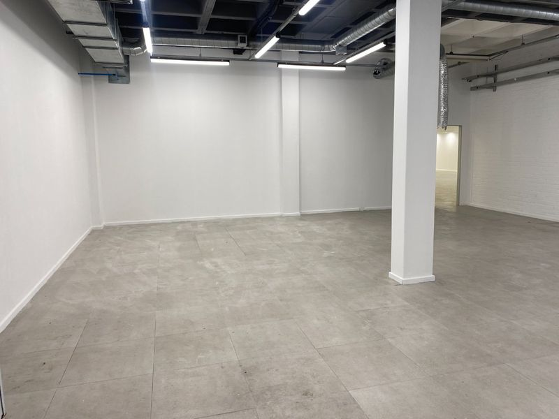455m2 to Let Prime Position - Photo 10