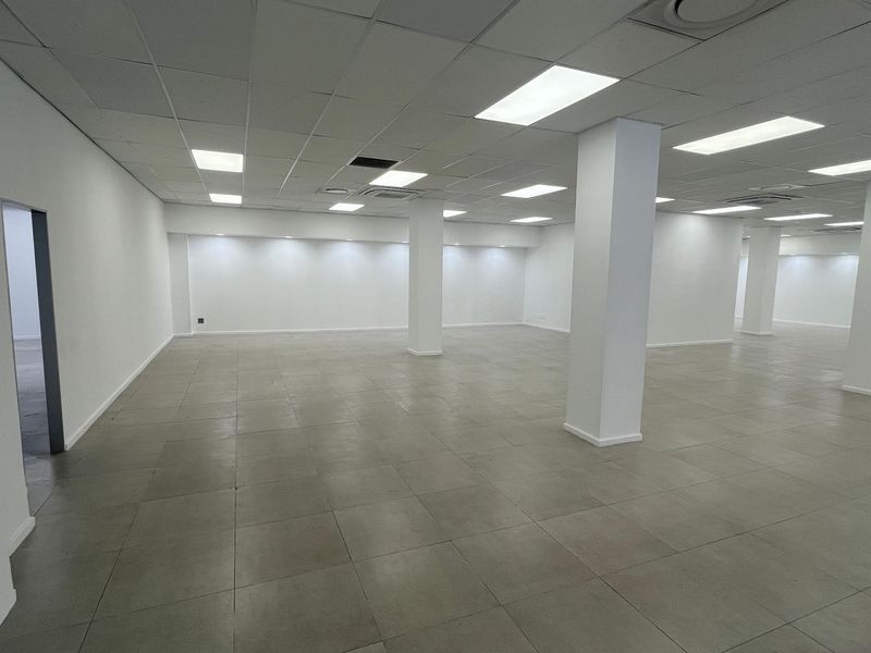 455m2 to Let Prime Position - Photo 8