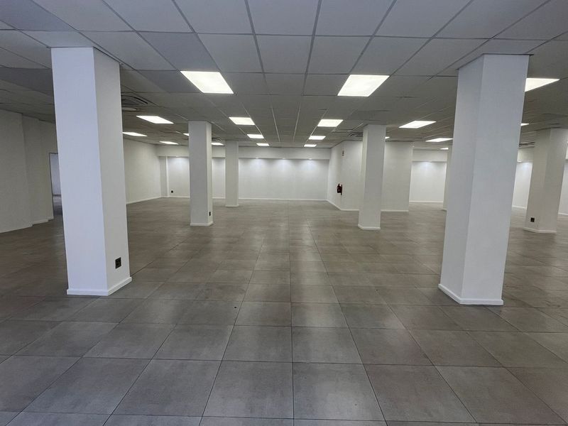 455m2 to Let Prime Position - Photo 7