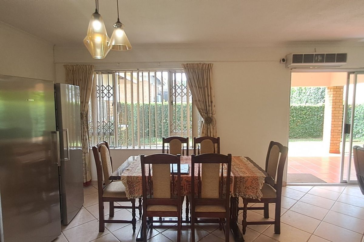 Peaceful, Secure Townhouse Living – Pet-Friendly Home on the Border of Margate & Uvongo!  Available 1st May 2026 - Photo 5