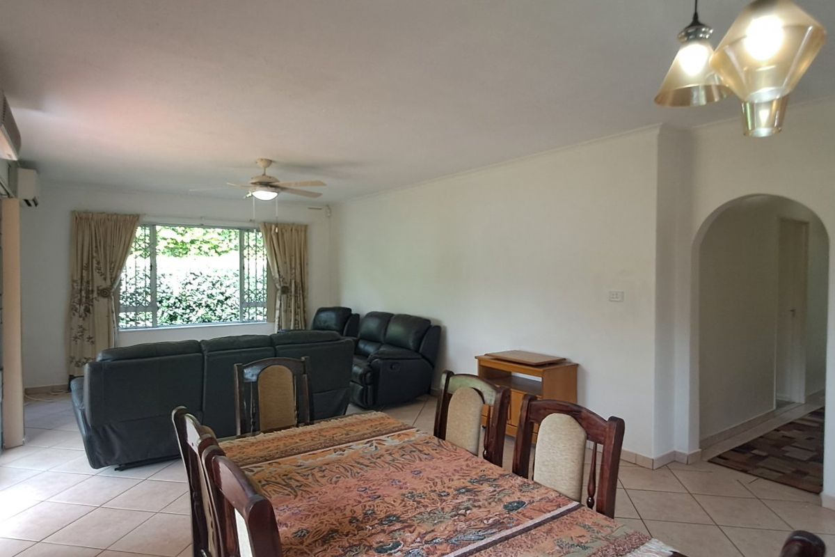 Peaceful, Secure Townhouse Living – Pet-Friendly Home on the Border of Margate & Uvongo!  Available 1st May 2026 - Photo 4