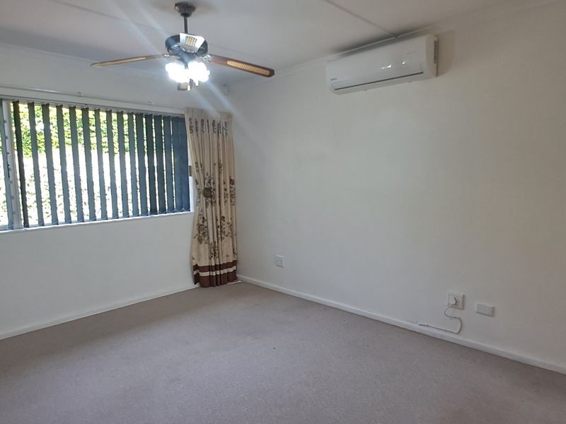 Peaceful, Secure Townhouse Living – Pet-Friendly Home on the Border of Margate & Uvongo!  Available 1st May 2026 - Photo 8